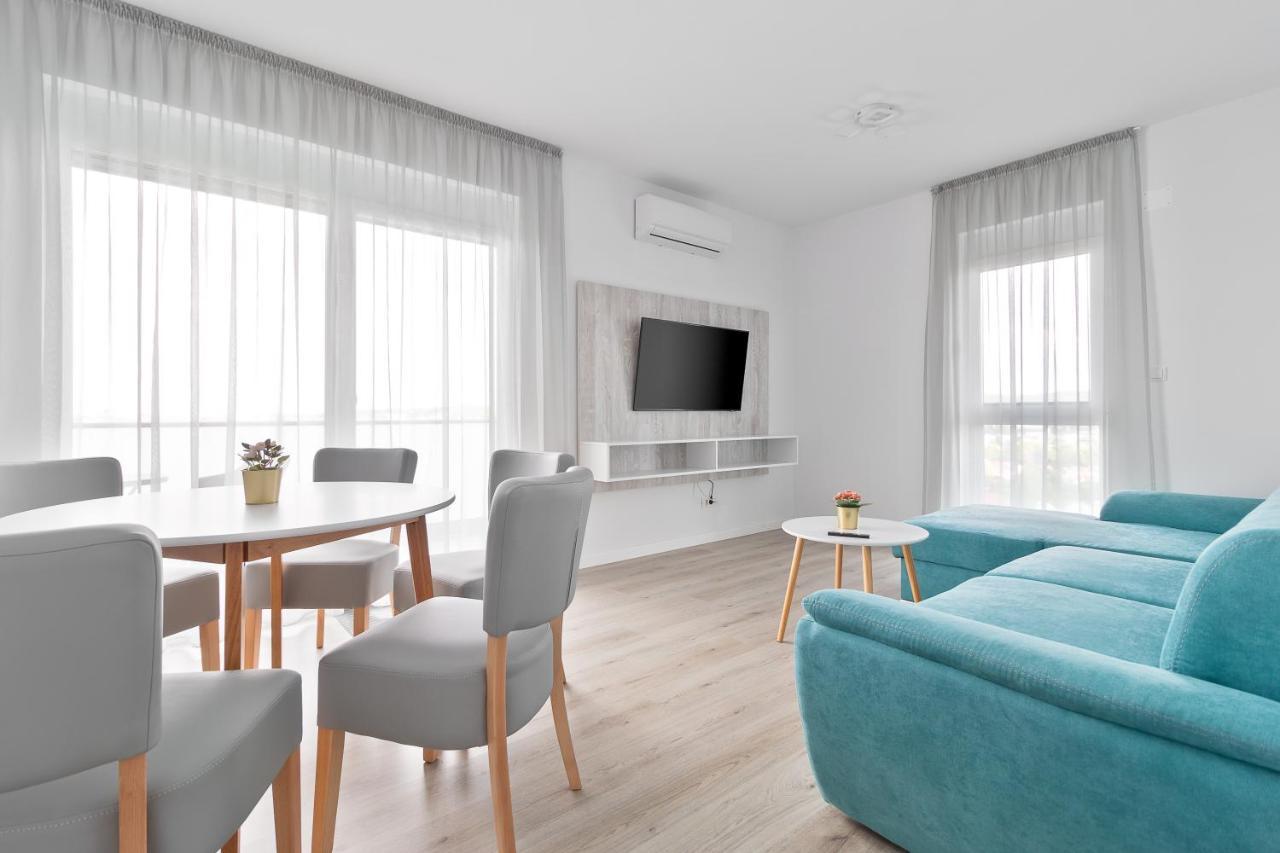 Appartamento Grand Hill Flats Gran Varadino Esterno foto