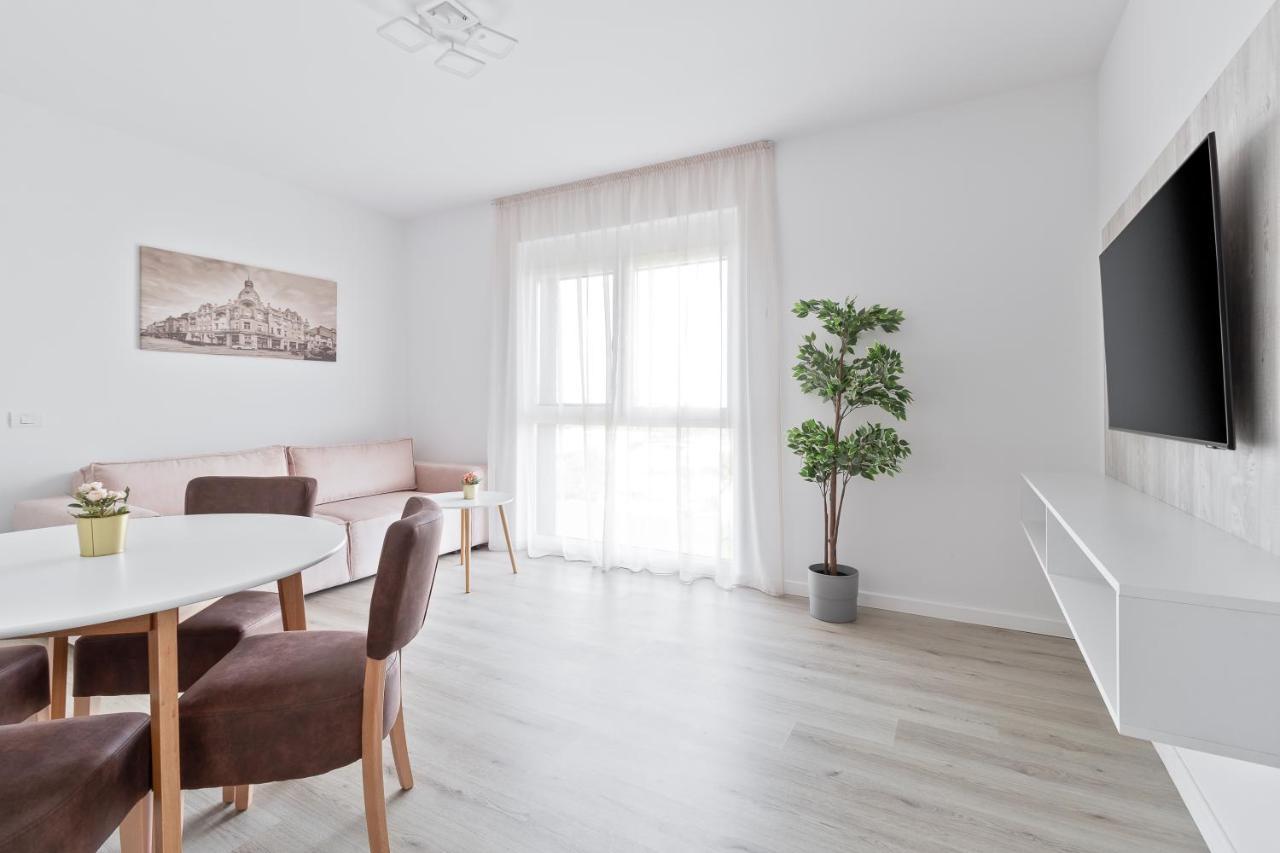 Appartamento Grand Hill Flats Gran Varadino Esterno foto