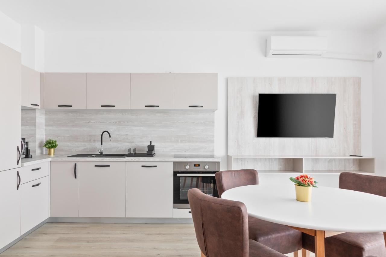 Appartamento Grand Hill Flats Gran Varadino Esterno foto