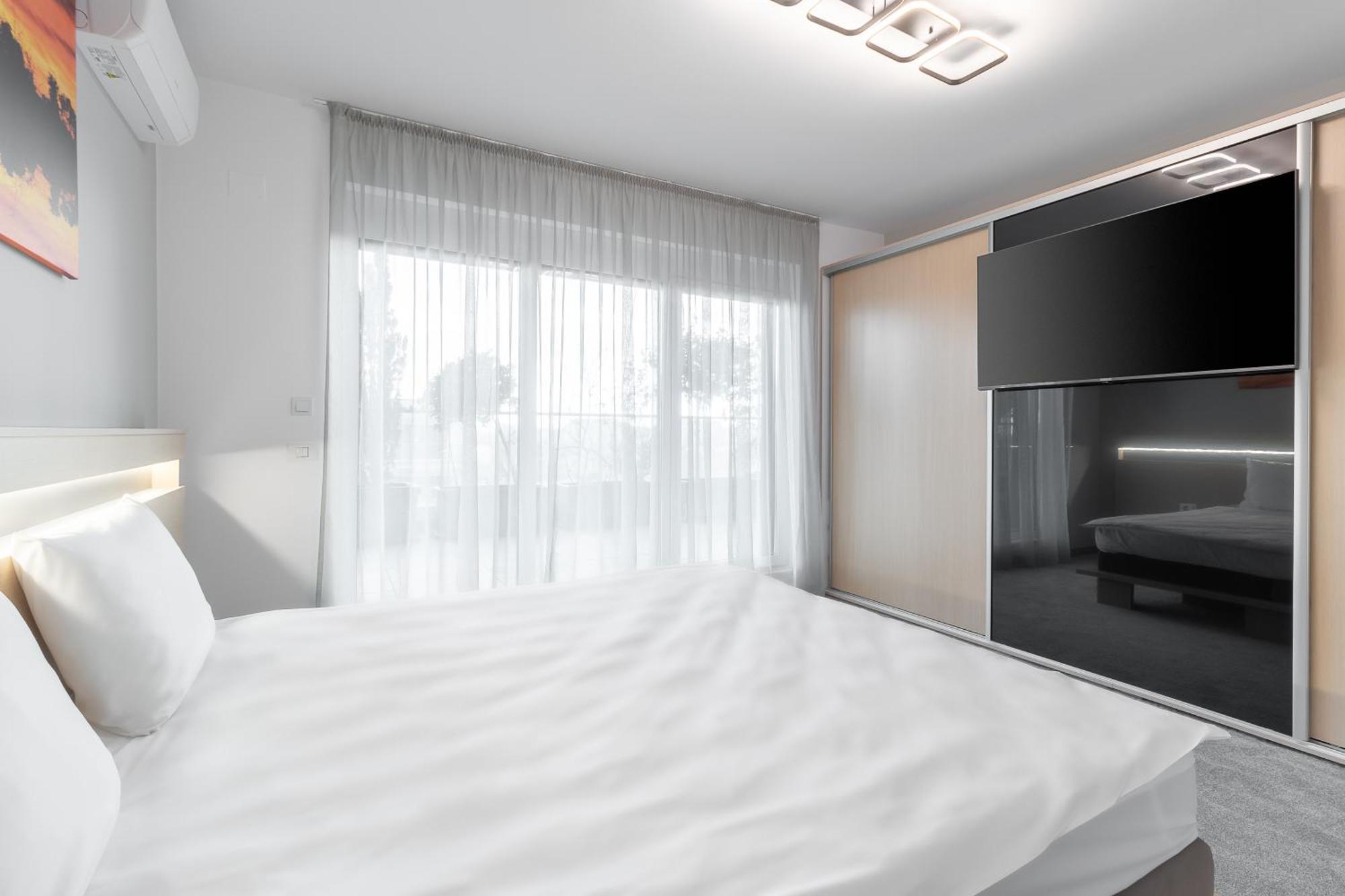 Appartamento Grand Hill Flats Gran Varadino Esterno foto